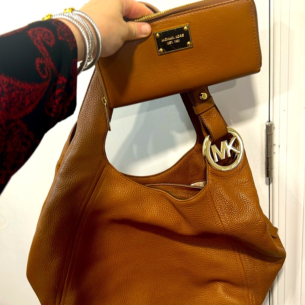 Michael Kors pebbled leather bag and wallet saddle tan Bundle EUC